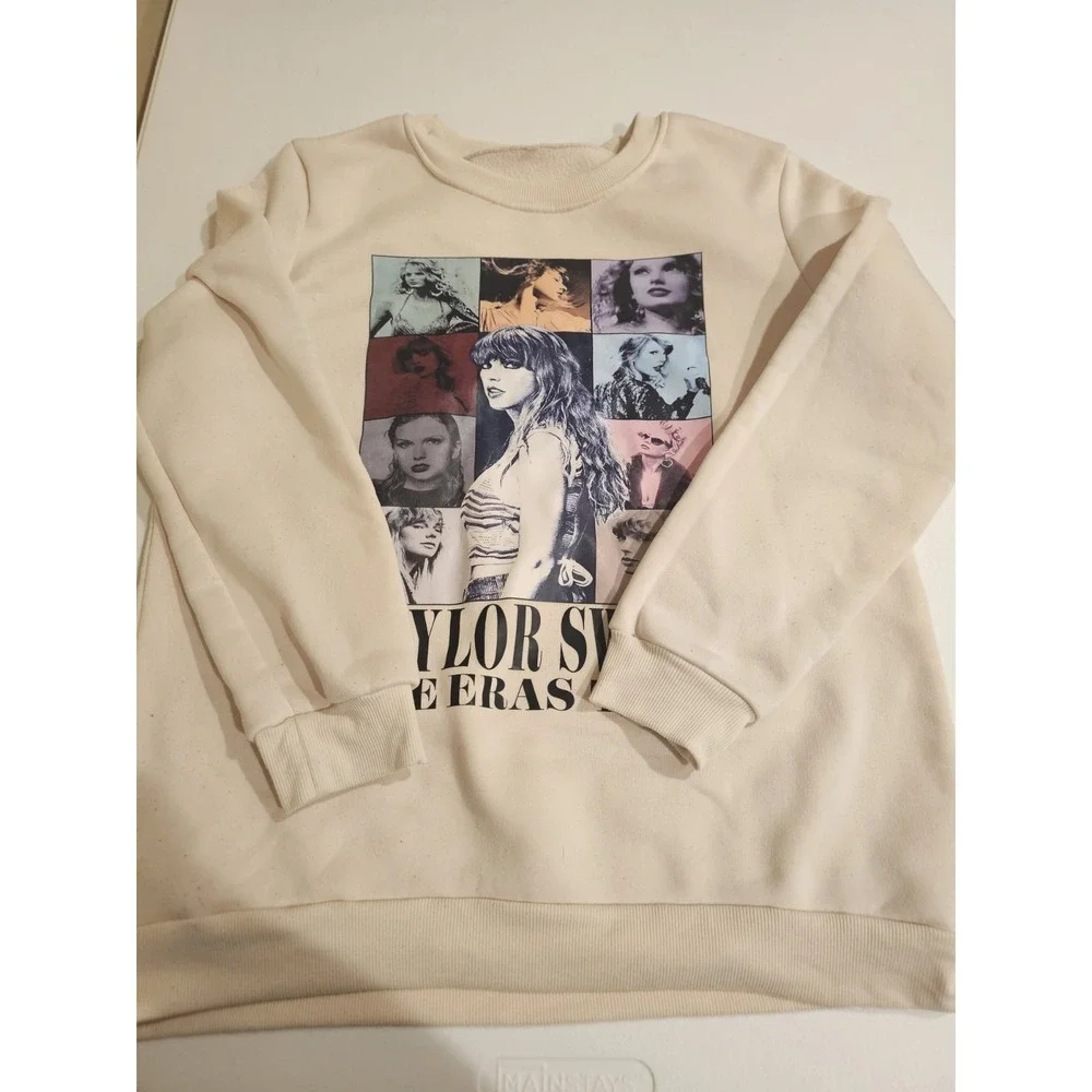 Taylor Swift The Eras Tour Cream/Beige Crew Neck Sweatshirt Size L -‎ Excellent